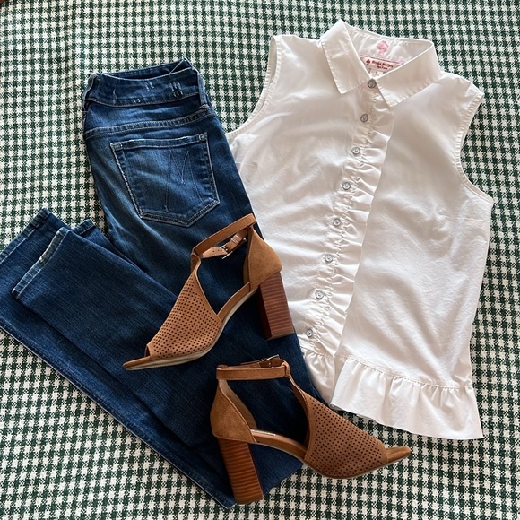 Suede Steve Madden Stack Heel with Peep Toe - Picture 15 of 16